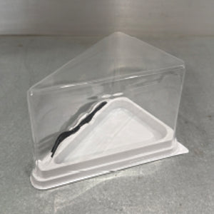 Cake Slice Container with Utensil Grooves