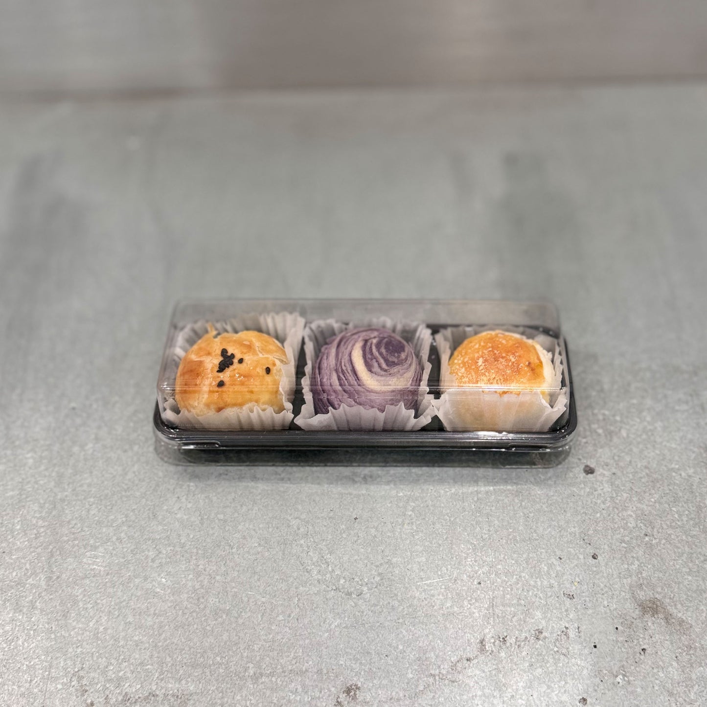 Marah Design Plastic Food Containers - Three Compartment with Food Inside 